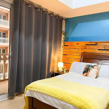 Elegant Condo Beside Venice Grand Canal #Vlra23J